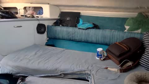 Snapshot of sweetnsexy95 chatting on February 2025 11:01:01 PM WeAim2PZzz online show from February 2025 11:01:01 PM