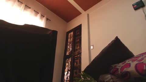 Snapshot of sweett_17 chatting on October 2025 02:40:01 PM dulce online show from October 2025 02:40:01 PM