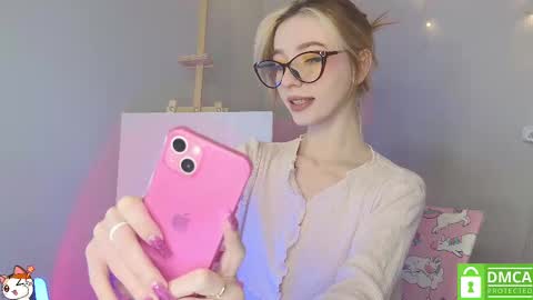 Elis  a little vacation Ill be here Saturday my schedules in bio online show from February 2025 12:08:02 PM