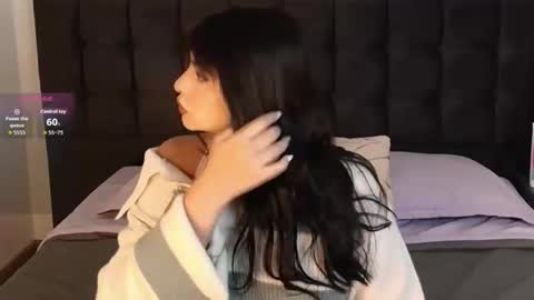 sweety nicole 3 online show from October 2025 02:45:01 AM