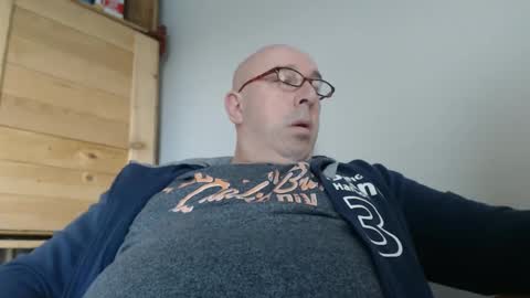 swissscooby55 online show from December 2024 11:34:01 AM