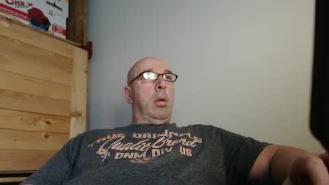 swissscooby55 online show from January 2025 07:32:01 AM