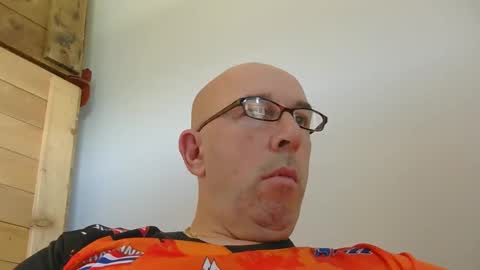 swissscooby55 online show from September 2025 12:39:02 PM