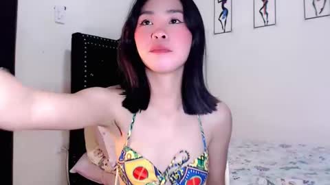Holly online show from February 2025 03:05:01 PM