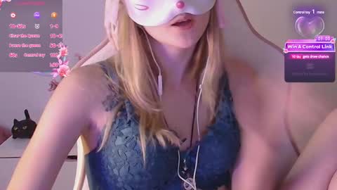 Milena online show from March 2025 02:20:01 AM