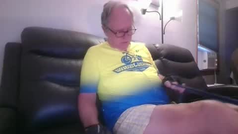 tacrunner66_ online show from September 2025 01:46:01 PM