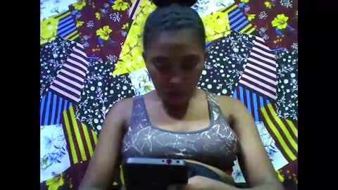 tahiriniah online show from November 2025 06:07:02 PM