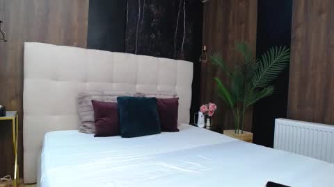 Snapshot of tamia_lou chatting on October 2025 11:58:02 AM Tamia online show from October 2025 11:58:02 AM