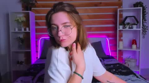 Tara online show from September 2025 02:13:01 AM