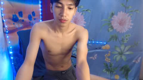 Snapshot of tastylicious_kim chatting on January 2025 01:44:01 AM Ask me online show from January 2025 01:44:01 AM