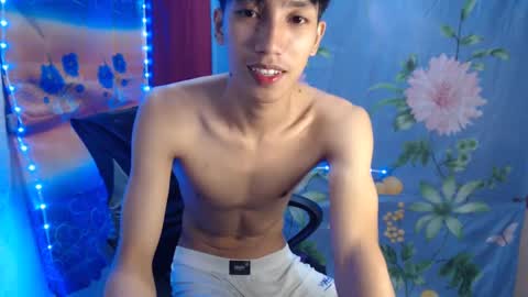 Snapshot of tastylicious_kim chatting on February 2025 12:19:02 PM Ask me online show from February 2025 12:19:02 PM