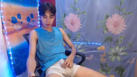 Snapshot of tastylicious_kim chatting on February 2025 01:53:02 AM Ask me online show from February 2025 01:53:02 AM