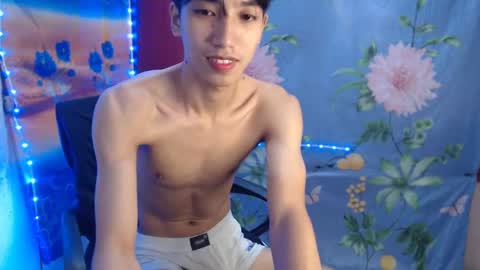 Snapshot of tastylicious_kim chatting on February 2025 01:37:01 AM Ask me online show from February 2025 01:37:01 AM