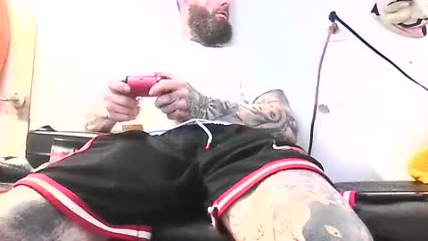 Snapshot of tattoo3333 chatting on November 2025 12:36:01 AM tattoo3333 online show from November 2025 12:36:01 AM