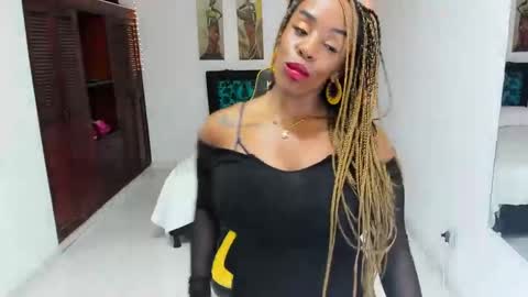 taylorslims online show from January 2025 02:35:01 PM