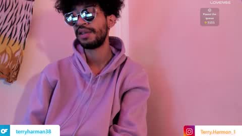 Snapshot of terry_pool chatting on November 2025 03:34:01 PM Terry online show from November 2025 03:34:01 PM