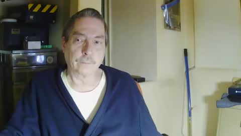 tetuo2 online show from February 2025 05:52:01 AM