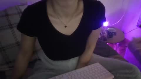 Snapshot of the_borderlands chatting on December 2025 07:39:01 AM the crazy travellers online show from December 2025 07:39:01 AM