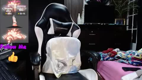 the dog lian online show from January 2025 11:10:02 PM