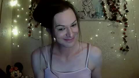 Snapshot of thesillymillie chatting on January 2025 08:32:02 PM sillymillie0 online show from January 2025 08:32:02 PM