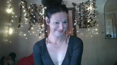 Snapshot of thesillymillie chatting on September 2025 08:22:01 PM sillymillie0 online show from September 2025 08:22:01 PM