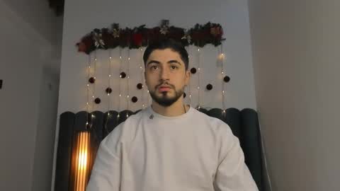 Snapshot of thomasmarzo1 chatting on December 2025 05:31:02 PM sweetfit boy online show from December 2025 05:31:02 PM