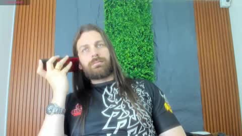 Snapshot of thor_colombia chatting on December 2024 06:32:02 PM THE CAPTAIN online show from December 2024 06:32:02 PM