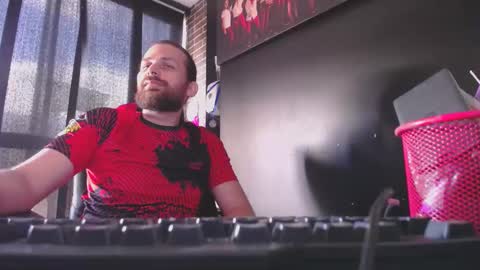 Snapshot of thor_colombia chatting on January 2025 03:19:01 PM THE CAPTAIN online show from January 2025 03:19:01 PM