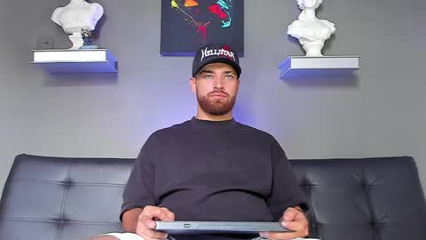 Snapshot of thor_evans chatting on November 2025 08:51:01 PM thor_evans online show from November 2025 08:51:01 PM