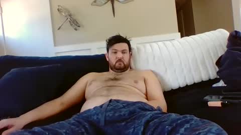 Make me explode please... online show from March 2025 06:12:02 PM