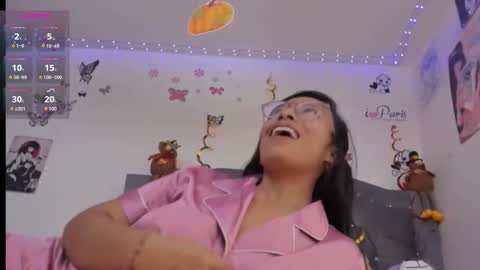 Snapshot of tiana_violet chatting on November 2025 10:20:02 PM tiana_violet online show from November 2025 10:20:02 PM