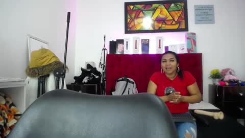 Tifanny Nails  online show from September 2025 12:17:02 PM