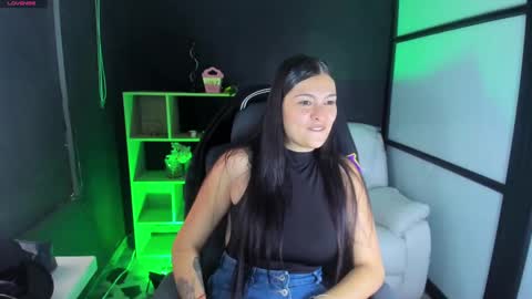 Snapshot of tifanywhitte_ chatting on March 2025 08:46:02 PM online show from March 2025 08:46:02 PM