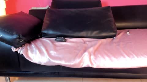 Stefany Suarez online show from December 2024 12:11:01 AM