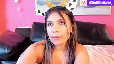 Stefany Suarez online show from January 2025 01:41:02 PM