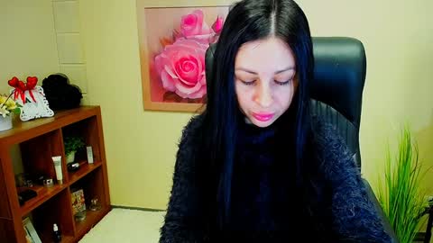 Luisa online show from December 2024 10:50:02 AM