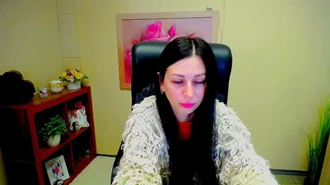 Luisa online show from January 2025 11:56:01 AM