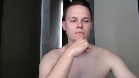 tommy_fleckk online show from September 2025 12:29:01 PM