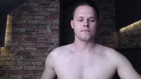 tommy_fleckk online show from September 2025 02:32:01 PM