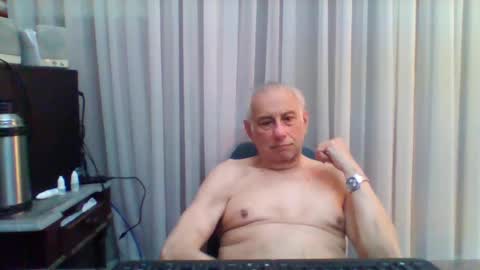 Snapshot of tommylecock chatting on September 2025 10:53:02 AM tommylecock online show from September 2025 10:53:02 AM