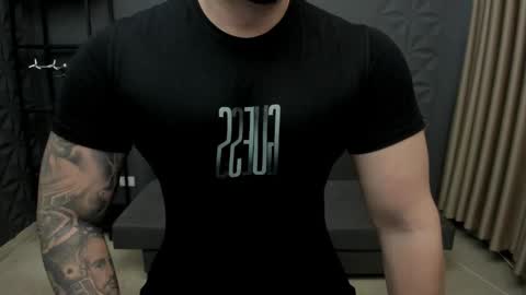 TonyWilcox online show from November 2025 07:19:01 AM