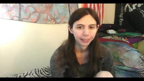 Luna online show from December 2024 10:06:02 PM