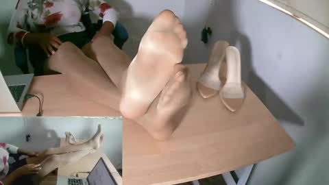Sexy Selena 1203 online show from September 2025 03:28:01 PM