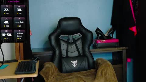 TreeJeanne online show from October 2025 12:41:02 AM