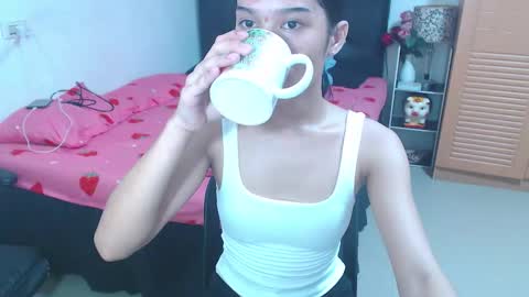 Snapshot of tremendousstephanie chatting on November 2025 04:45:02 AM STEPHANiE online show from November 2025 04:45:02 AM