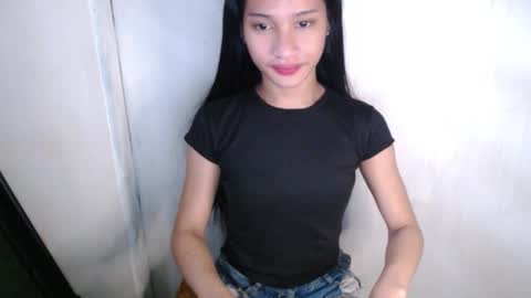 Snapshot of tremendousstephanie chatting on December 2025 12:48:01 AM STEPHANiE online show from December 2025 12:48:01 AM