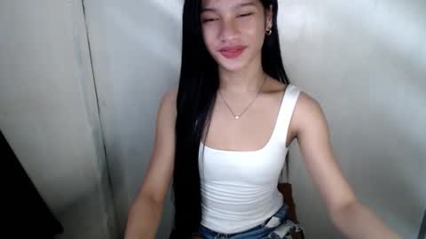 Snapshot of tremendousstephanie chatting on December 2025 11:25:02 PM STEPHANiE online show from December 2025 11:25:02 PM