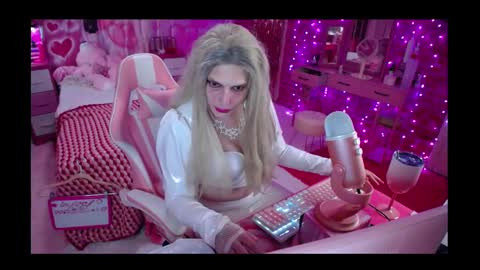 Snapshot of trista_doll chatting on February 2025 12:18:01 AM trista_doll online show from February 2025 12:18:01 AM