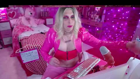 Snapshot of trista_doll chatting on February 2025 12:04:01 AM trista_doll online show from February 2025 12:04:01 AM