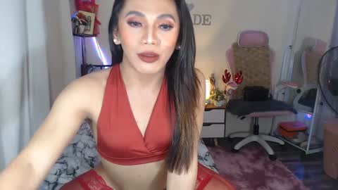 Jade online show from December 2024 02:28:02 AM